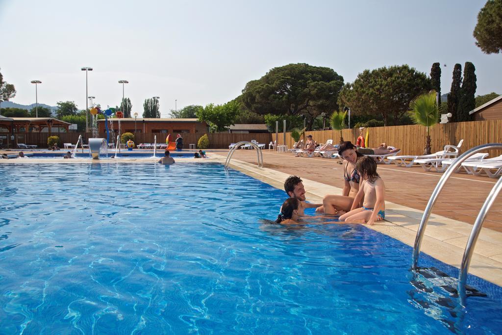 Camping Bon Repos 3*